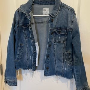 Stretchy Crop Denim Jacket